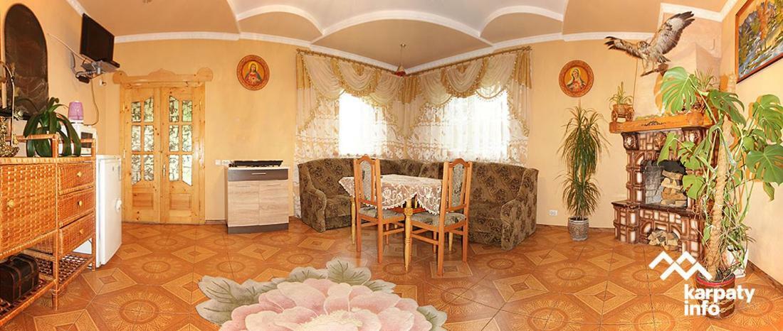 Золото Карпат Villa Yaremche Exterior photo